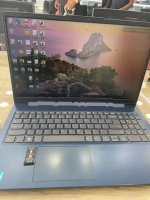 Lenovo Laptop