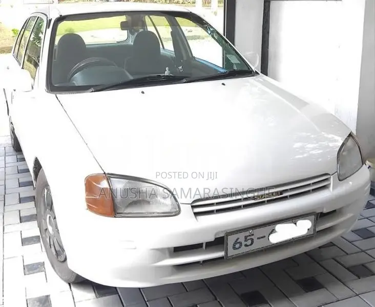 Toyota Starlet 1999
