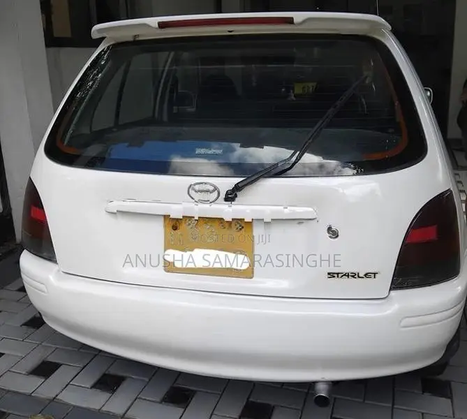 Toyota Starlet 1999