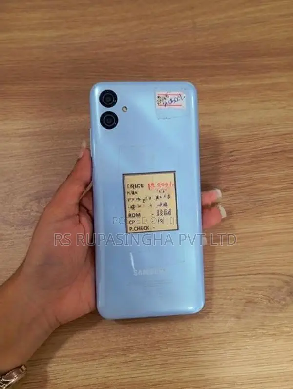 Samsung Galaxy A04e 3GB/32GB (Used)