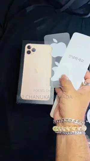 Apple iPhone 11 Pro Max (Used)