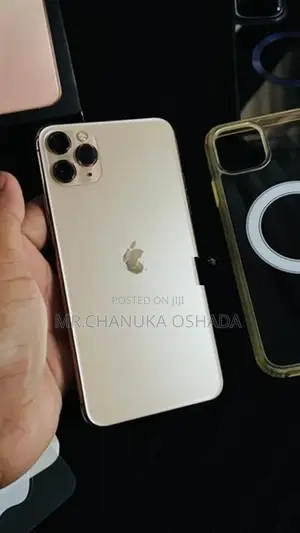 Apple iPhone 11 Pro Max (Used)