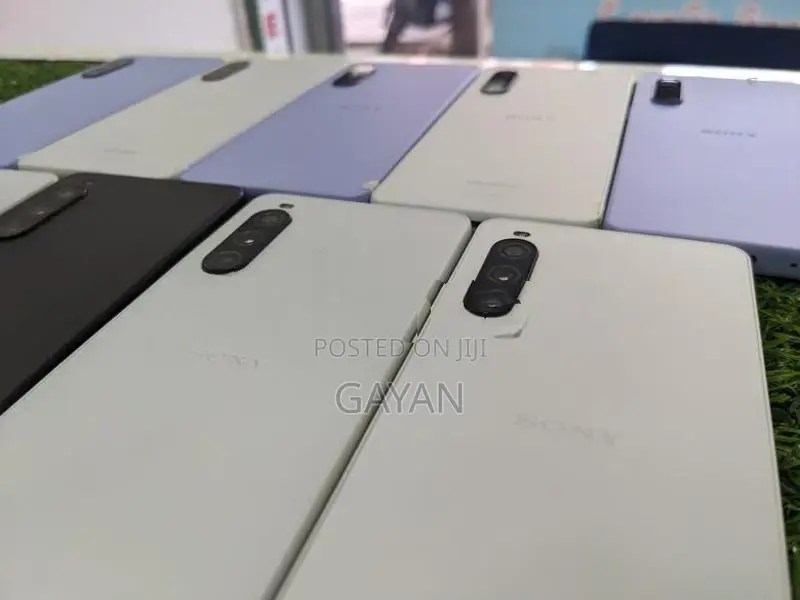 Sony 10 mark 5 128GB (Used)