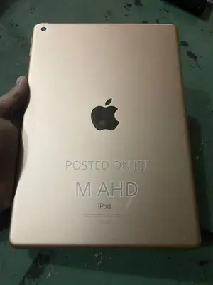Apple iPad 6th gen - 128GB