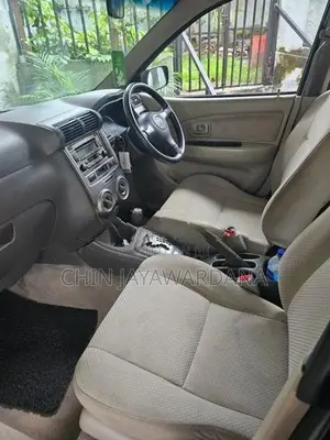 Toyota Avanza 2011
