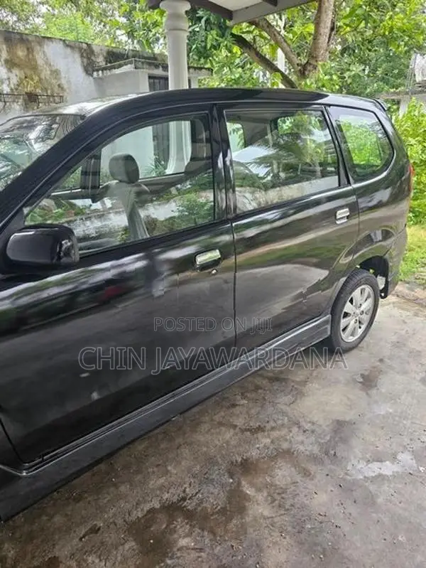 Toyota Avanza 2011
