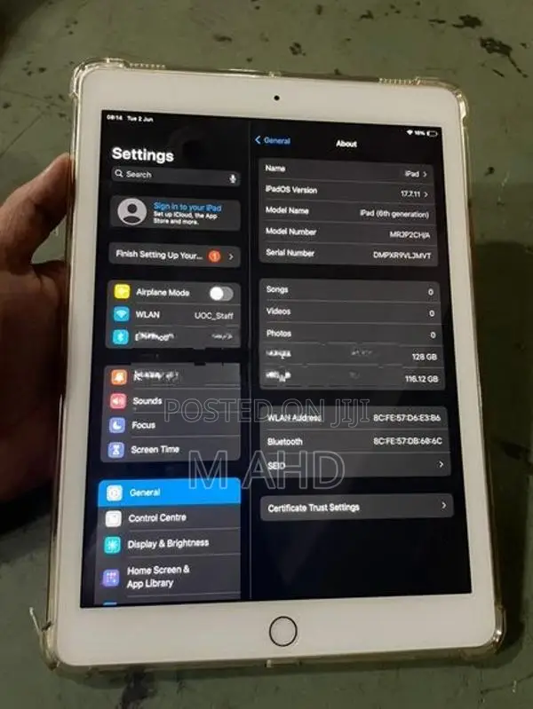 Apple iPad 6th gen - 128GB