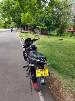 Bajaj Pulsar 150 2016