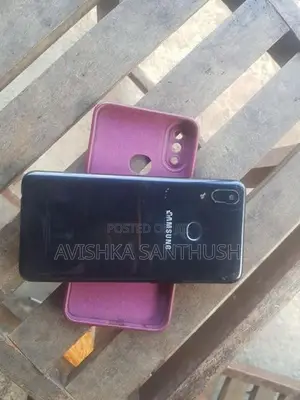 Samsung Galaxy A10s 32GB (Used)