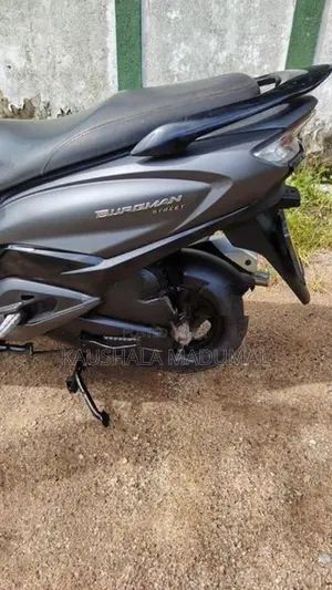 Suzuki Burgman 125 2020