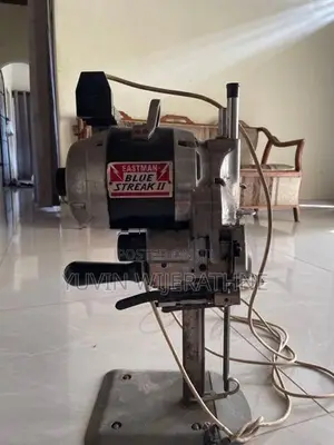 Fabric Cutting Machine