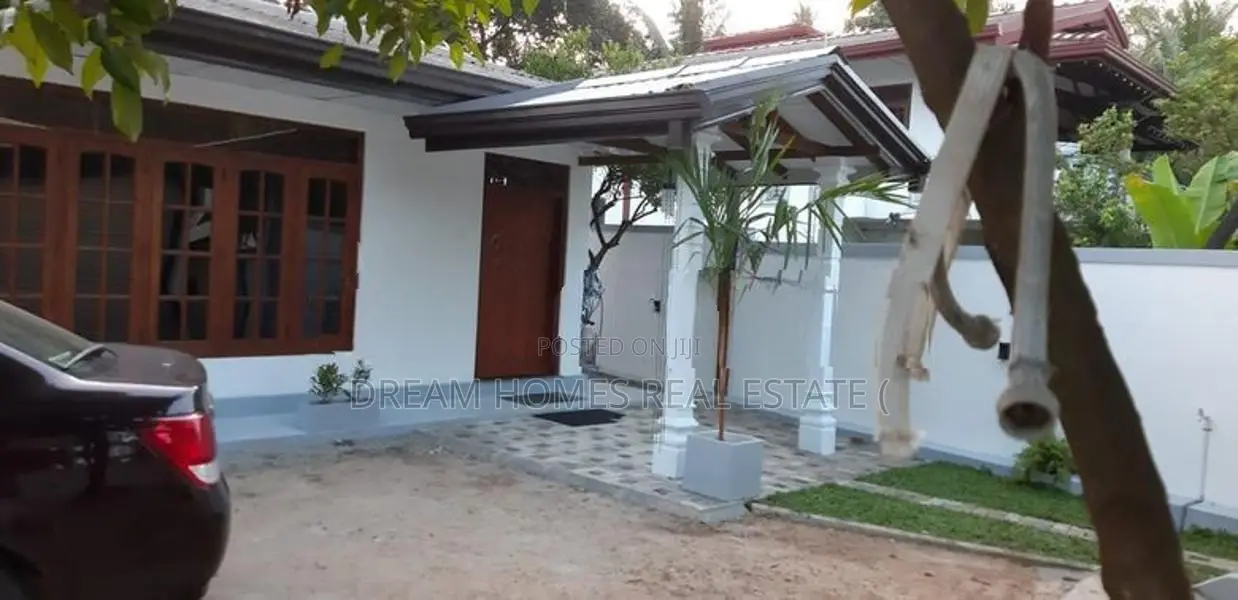 House for Sale in Athurugiriya – Prime Location