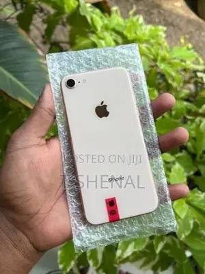 Apple iPhone 8 Gold (Used)