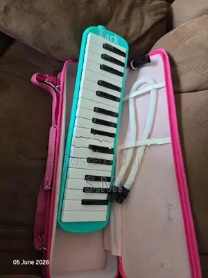 Melodica Lark