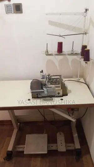 5 Thread Overlock Machine