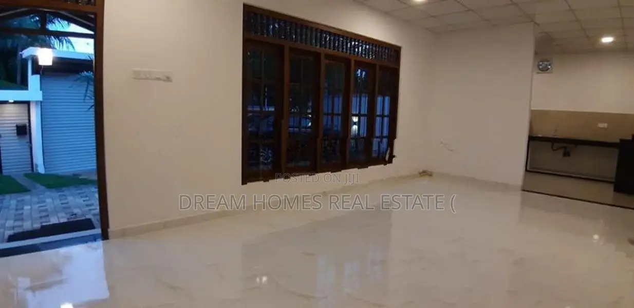 House for Sale in Athurugiriya – Prime Location