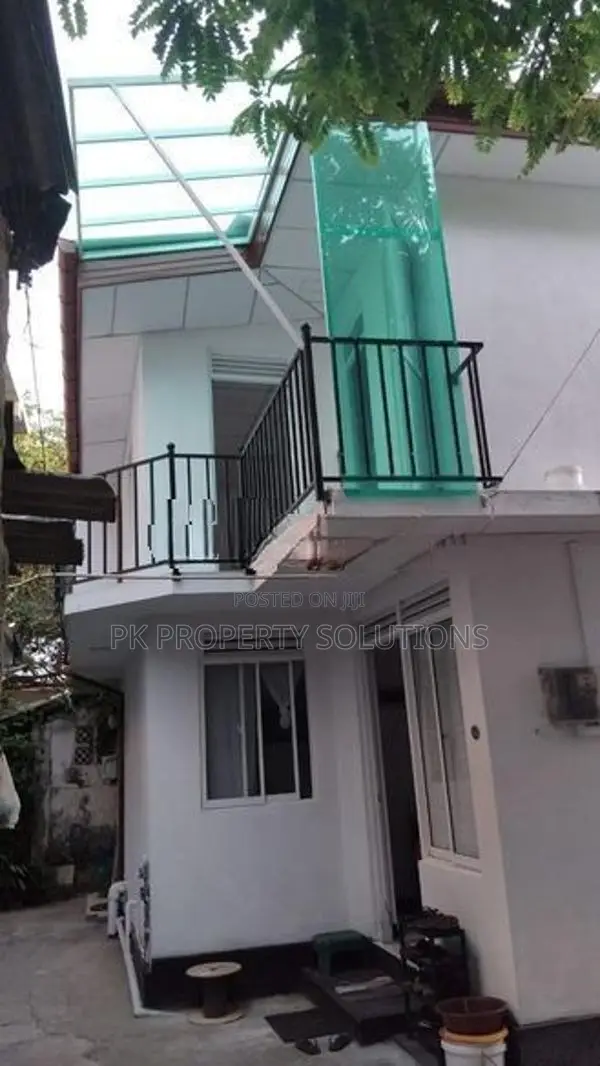 House for Sale in Kollupitiya ( FILE NO 135 E)