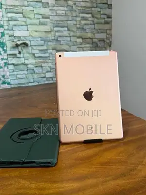 Apple iPad 6TH Gen 128GB cellular