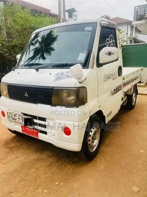 Mitsubishi Mini Cab 2002