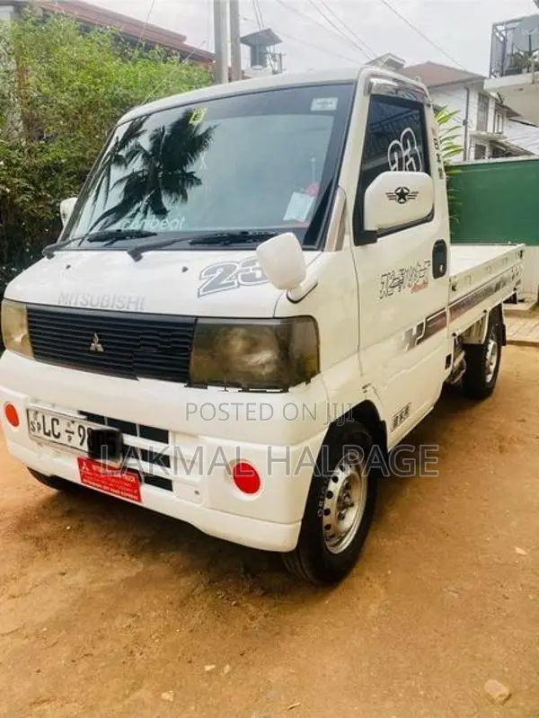 Mitsubishi Mini Cab 2002