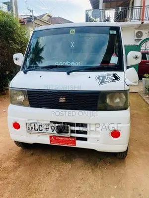 Mitsubishi Mini Cab 2002
