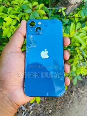 Apple iPhone 13 (Used)
