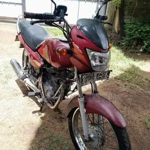 Bajaj Caliber 2004