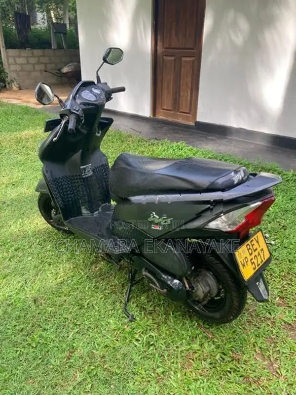 Honda Dio 2017