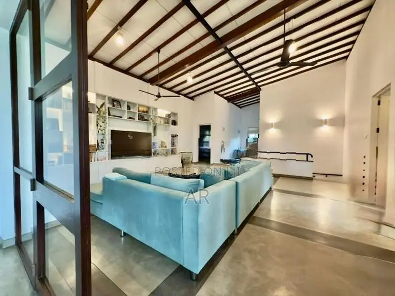 House for Sale in Colombo 05