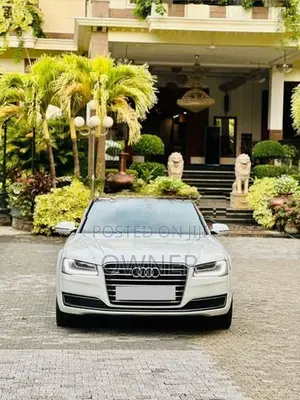 Audi A8 3.0 L 2016