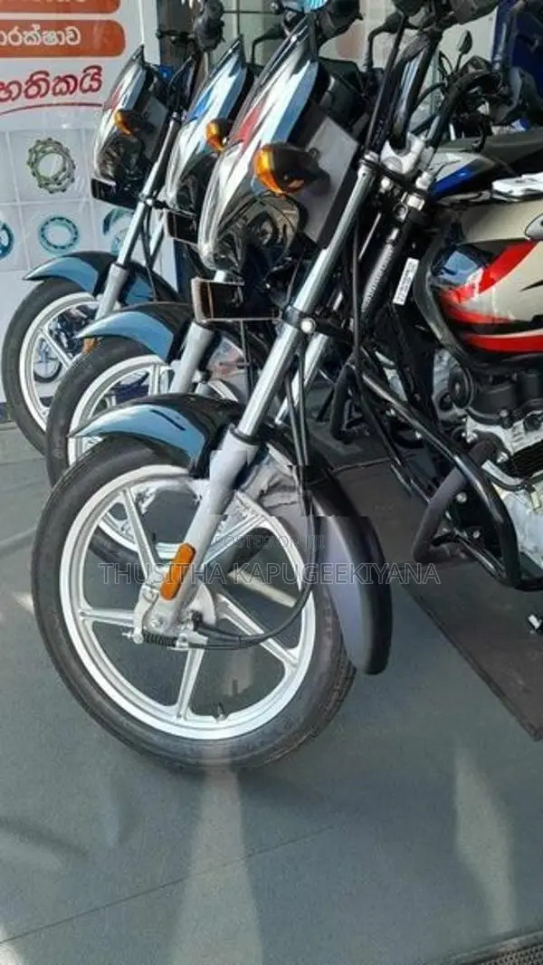 Bajaj CT100 2026