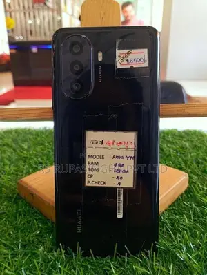 Huawei Nova Y70 4GB/128GB (Used)