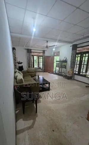 House for Sale in Padukka (udumulla)