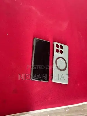 Moto Motorola Edge 60 Pro (Used)