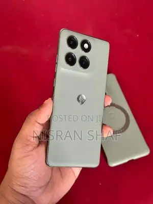 Moto Motorola Edge 60 Pro (Used)
