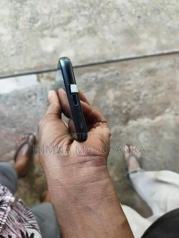 Google Pixel 8 (Used)