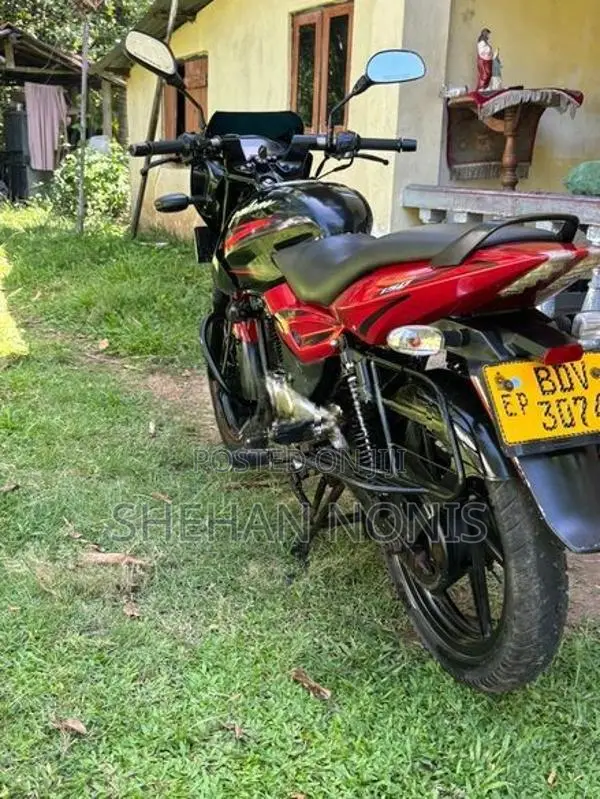 Bajaj Pulsar 150 2016