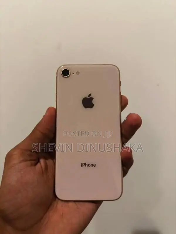 Apple iPhone 8 (Used)