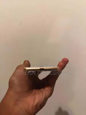 Apple iPhone 8 (Used)