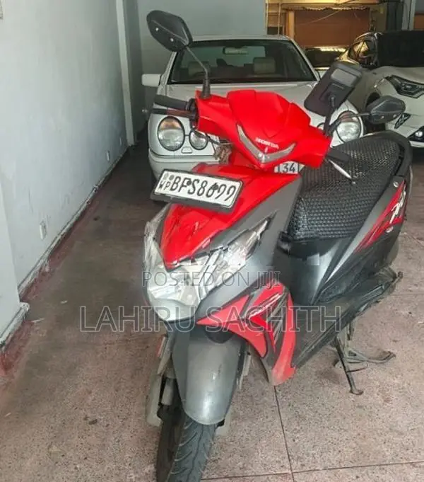 Honda Dio 2017