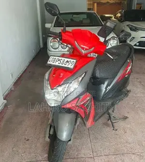 Honda Dio 2017