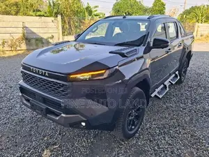 Toyota Hilux Travo Overland Plus 2026