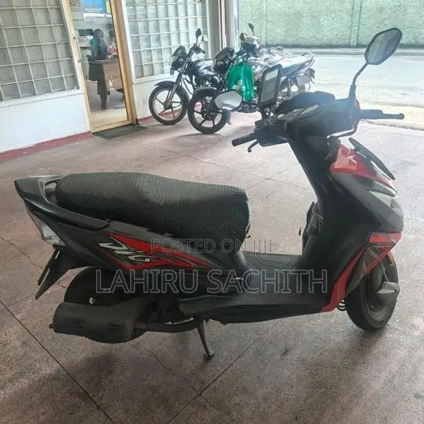 Honda Dio 2017