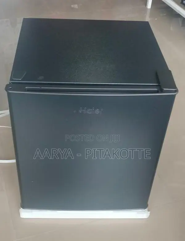Haier Mini Fridge - 42L Capacity