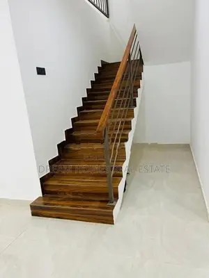 Newly Built Luxury House for Sale near Kottawa Road