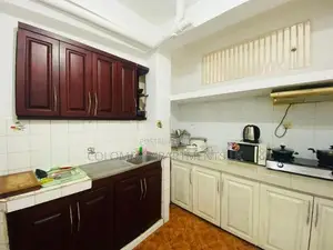 2-Bedroom Fully Furnished Apartment Short-Term Rental in Wellawatta