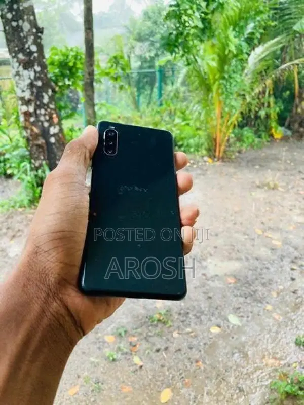 Sony Xperia 10 II (Used)