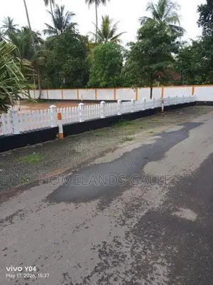 හික්කඩුව සංචාරක පුරවයට සමිපයෙන් අගනා බිම් කොටස්