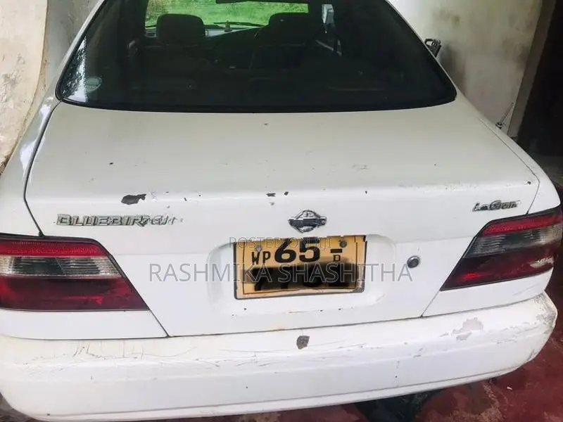 Nissan Bluebird 1996