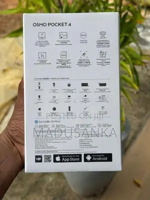 DJI Osmo Pocket 4 Creator Combo